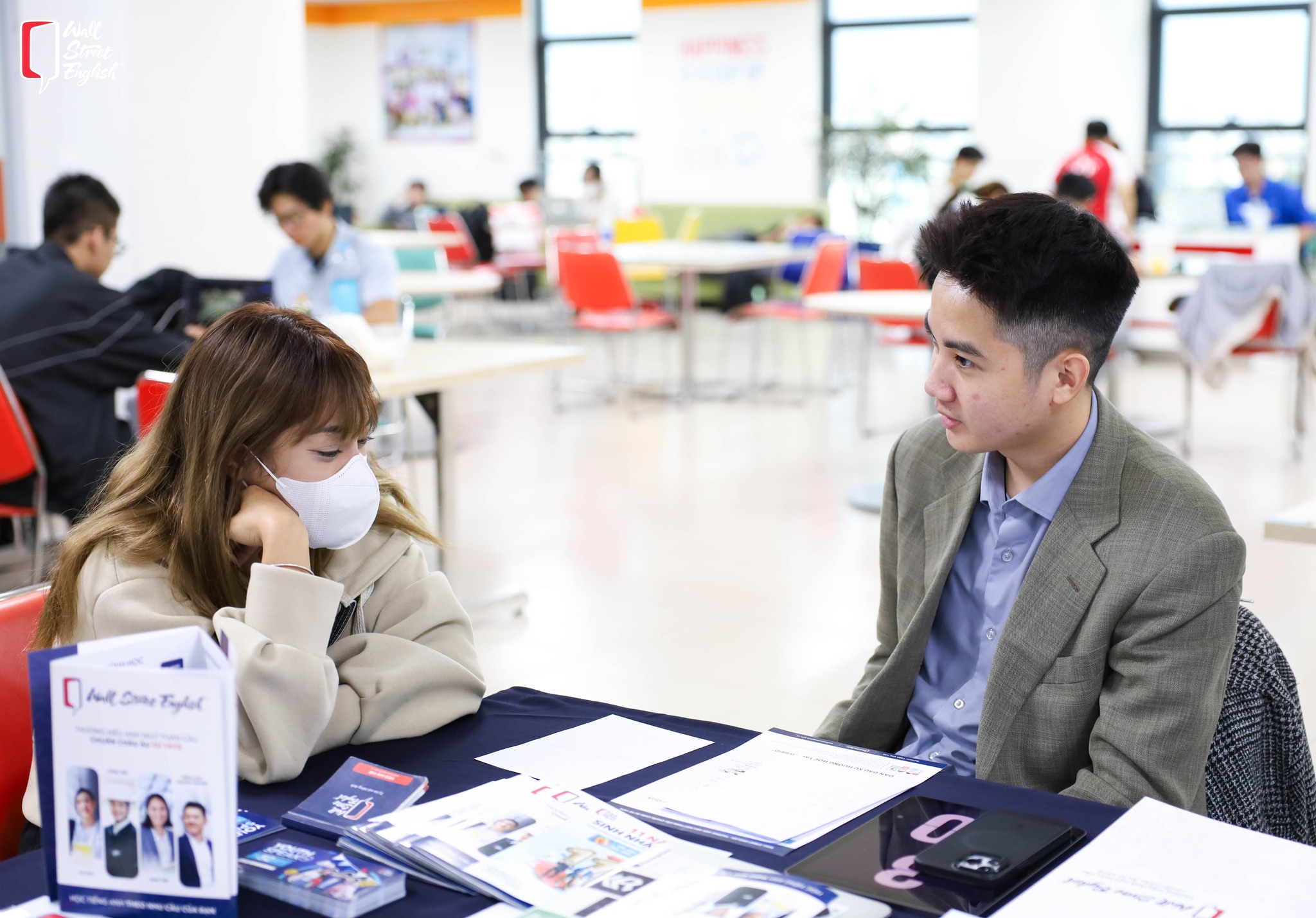Wall Street English Bình Dương