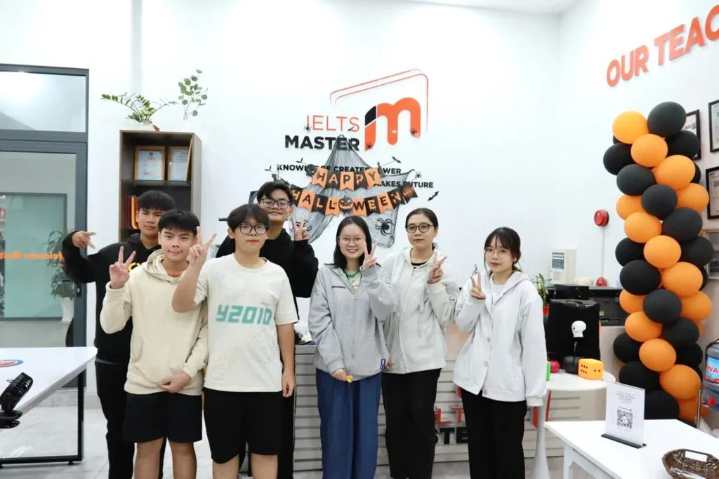 Lớp học tại IELTS Master Bình Dương với giáo viên giàu kinh nghiệm và lộ trình cá nhân hó