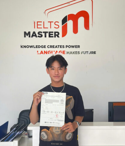 sinh-vien-dai-hoc-viet-duc-hoc-ielts