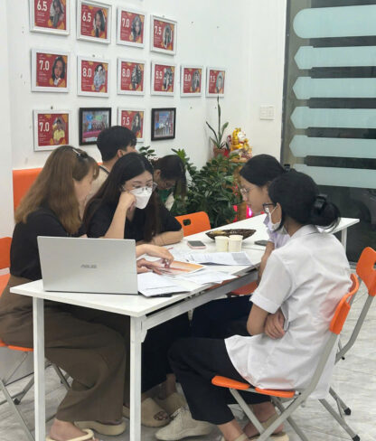 Tư vấn học viên