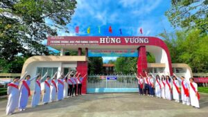 THPT chuyên Hùng Vương - Bình Dương